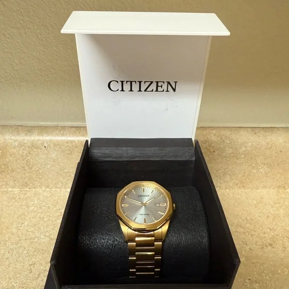 Citizen Gold and Black Watch Set Elegant Accessories - Picture 5 of 6